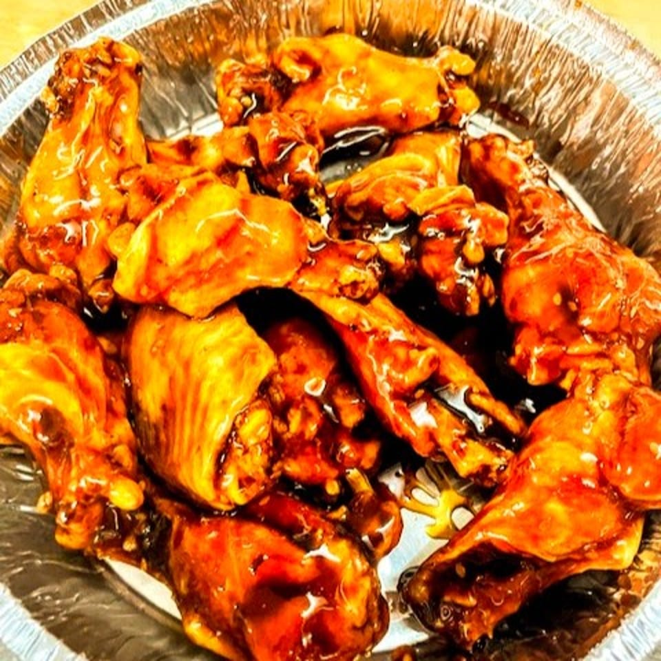 Savor Our Flavorful Wings